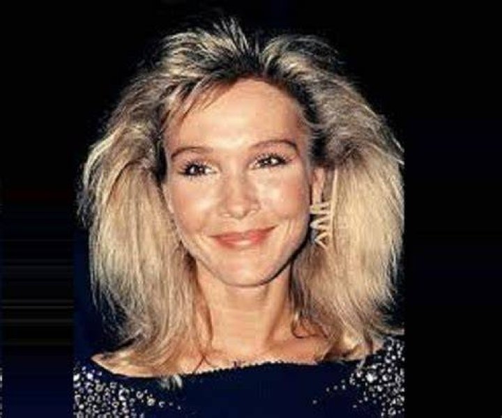 Cynthia Rhodes Biography Facts, Childhood, Family Life & Achievements
