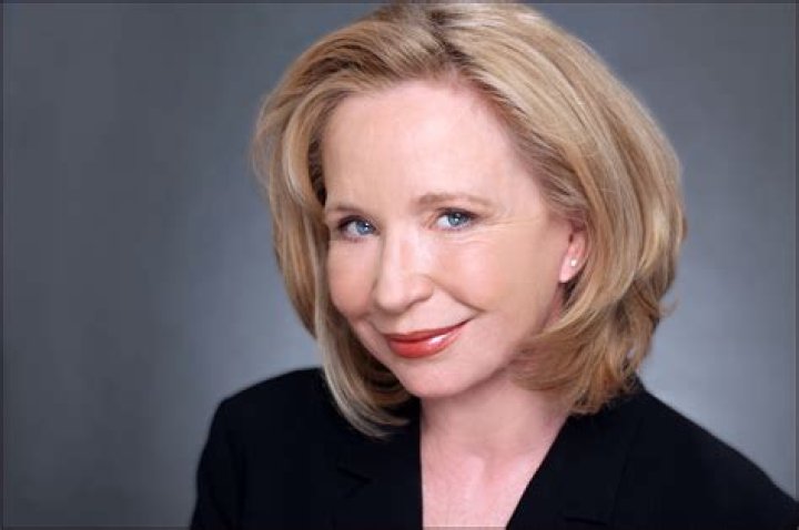 Debra Jo Rupp Wiki Bio, net worth, height, plastic surgery, husband