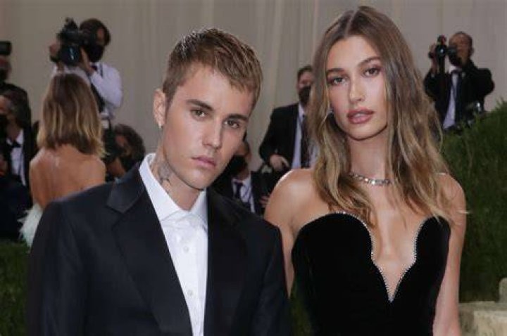 Justin Bieber fier de sa femme Hailey Baldwin, "mignonne et sexy"